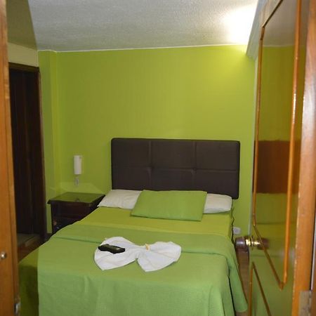Hotel Las Palmas Fontibon Bogotá Exterior foto